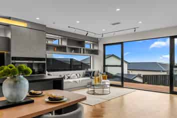 5 Pakirikiri Street, Long Bay