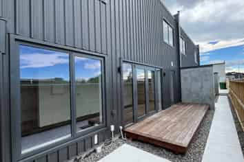 New Industrial - Unique Park Outlook 