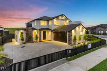 40 Tipu Crescent, Milldale