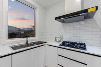 40 Tipu Crescent, Milldale