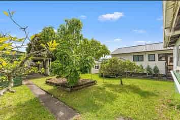 18 Bridge Avenue, Te Atatu South