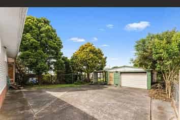 18 Bridge Avenue, Te Atatu South