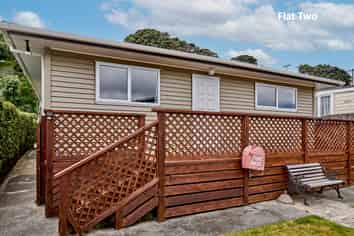 18A Lonsdale Crescent, Rongotai