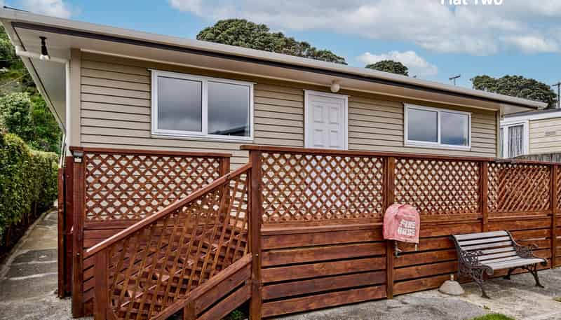 18A Lonsdale Crescent, Rongotai