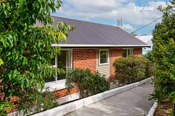 18A Lonsdale Crescent, Rongotai