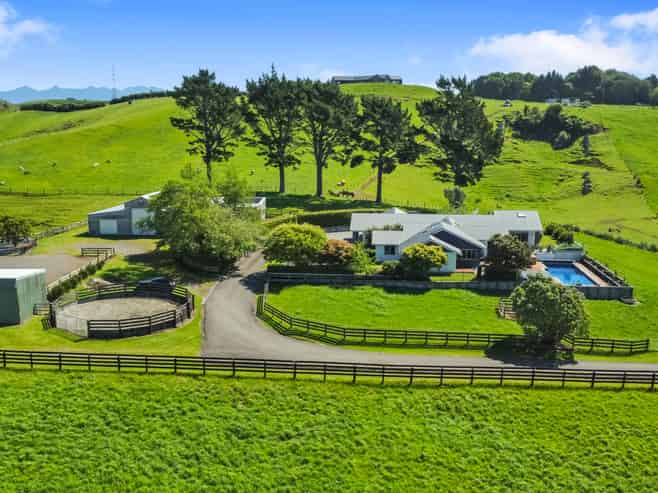 83 Clearview Road, Lepperton