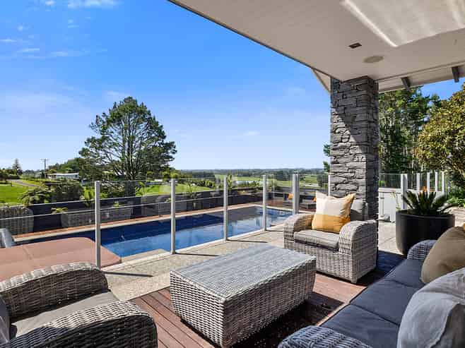 83 Clearview Road, Lepperton