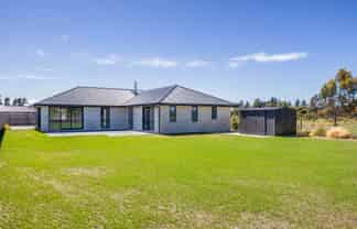 61 Greig Crescent, Amberley