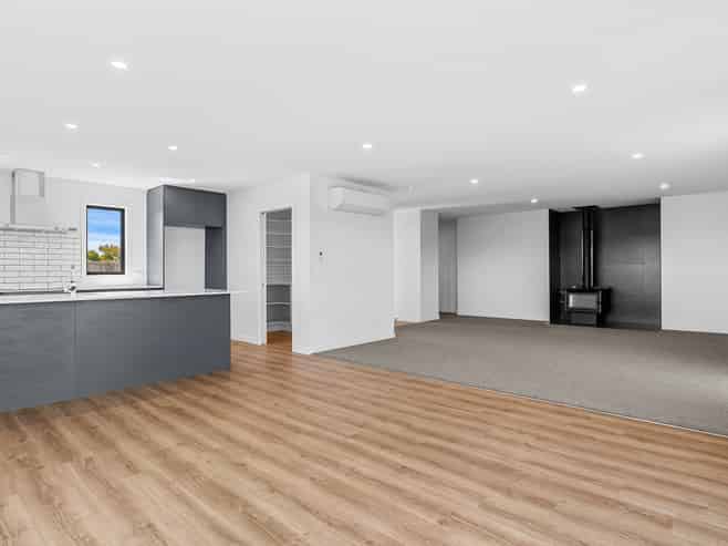 61 Greig Crescent, Amberley