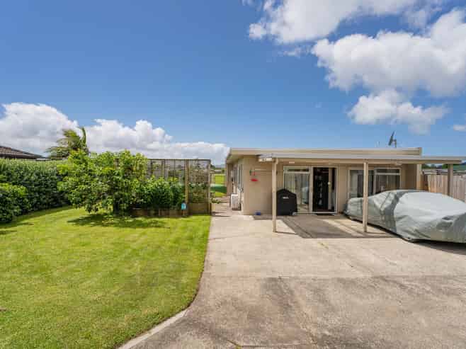 53 Catherine Crescent, Whitianga