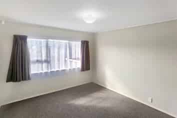 6 Ervine Place, Bucklands Beach