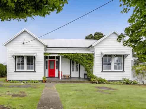 85 Browne Street, Waitara