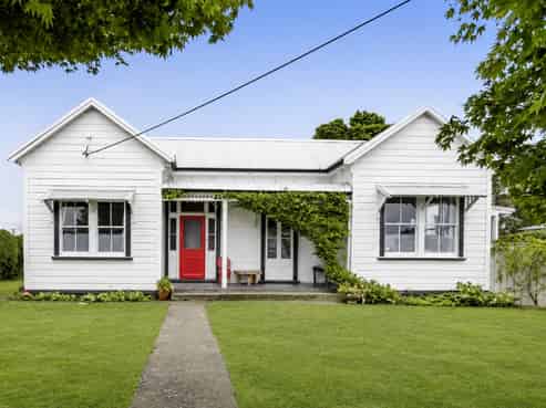 85 Browne Street, Waitara
