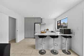 45b Surrey Street, Linwood