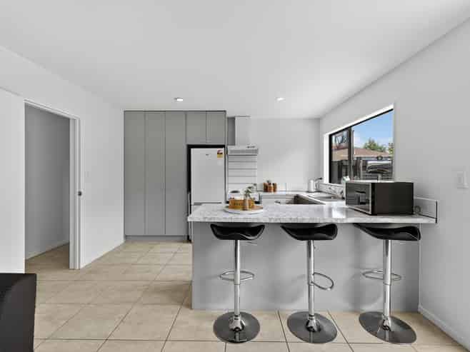 45b Surrey Street, Linwood