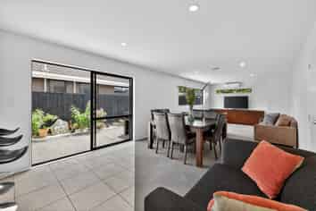 45b Surrey Street, Linwood