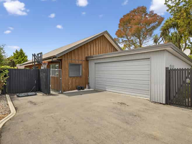 45b Surrey Street, Linwood