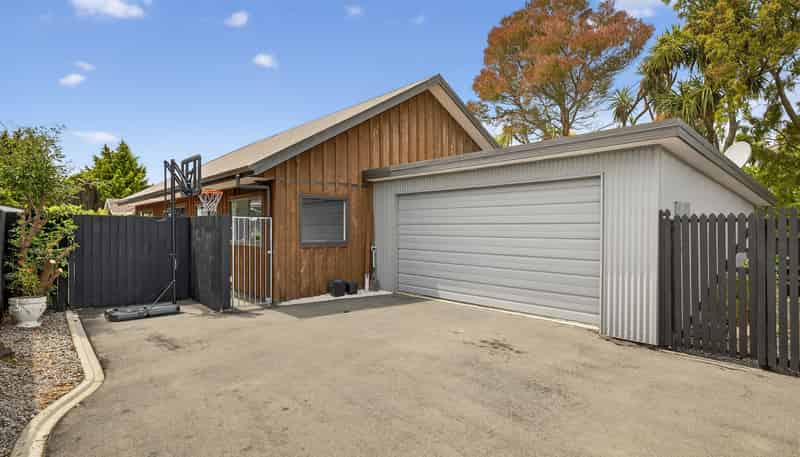 45b Surrey Street, Linwood