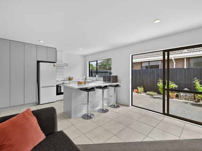 45b Surrey Street, Linwood