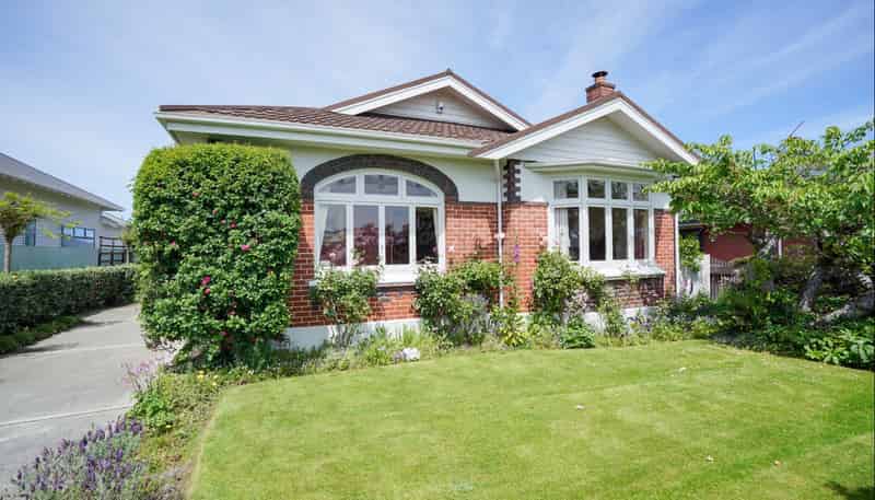 255 Herbert Street, Windsor