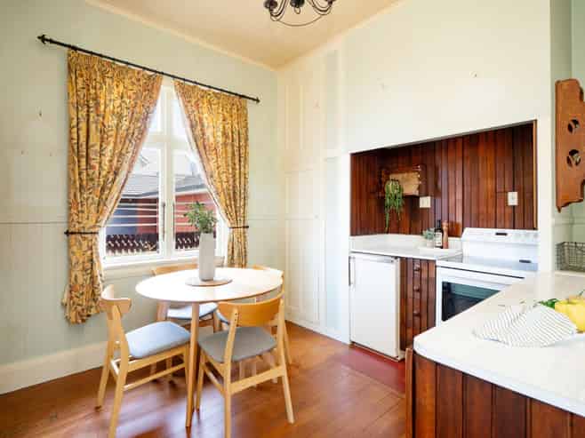 255 Herbert Street, Windsor