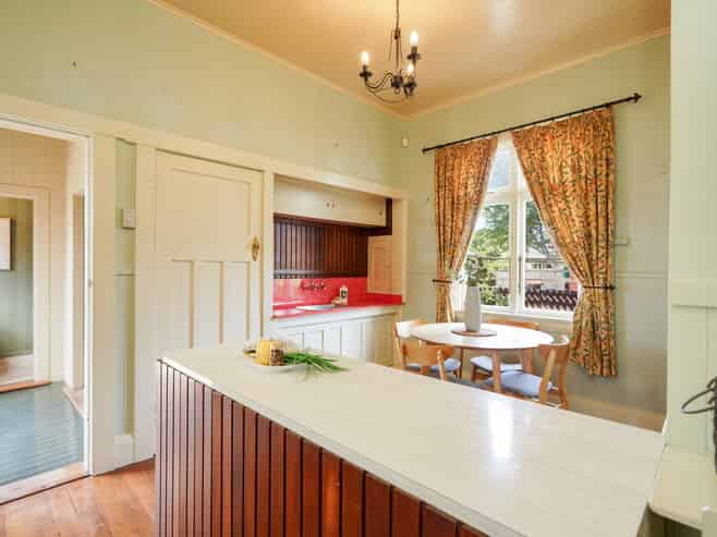 255 Herbert Street, Windsor