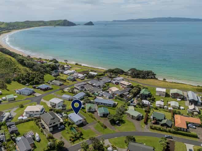 12 Thompson Place, Opito Bay