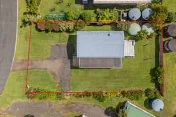 12 Thompson Place, Opito Bay