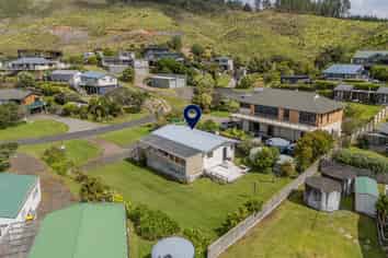 12 Thompson Place, Opito Bay