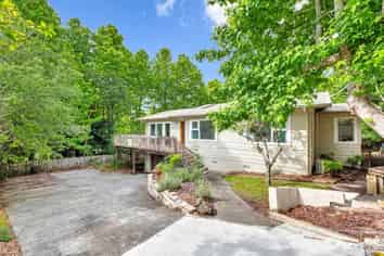 72 Fitzwater Place, Henderson