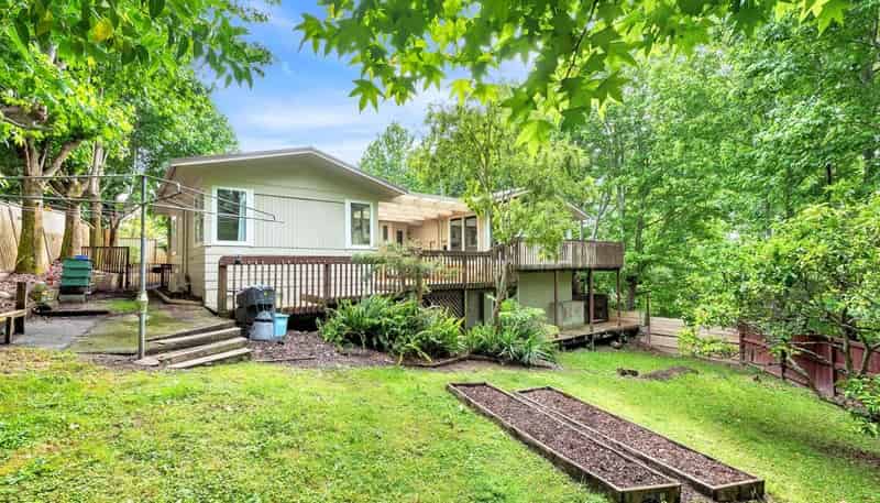 72 Fitzwater Place, Henderson