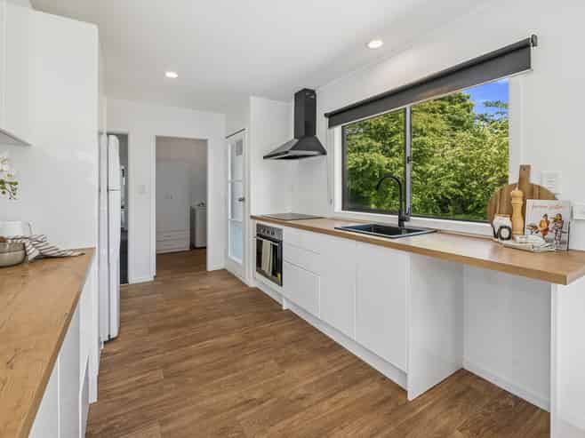 72 Blomfield Street, Pukehangi