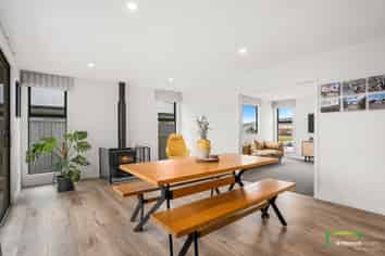 10 Robert Bruce Place, Waipu