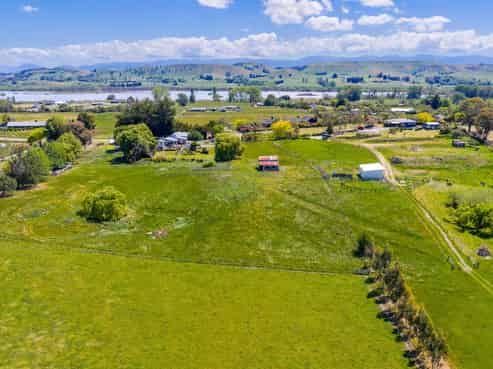 321A Porangahau Road, Waipukurau