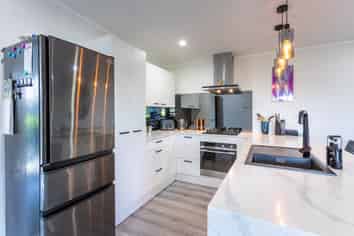 111 Grey Street, Woodville