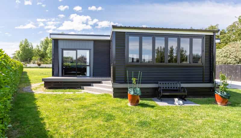 111 Grey Street, Woodville