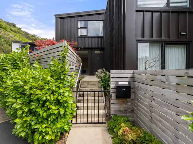 35 Rua Kai Way, Brooklyn