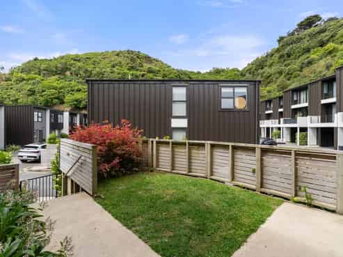 35 Rua Kai Way, Brooklyn