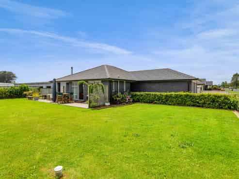 9 Smith Street, Lepperton