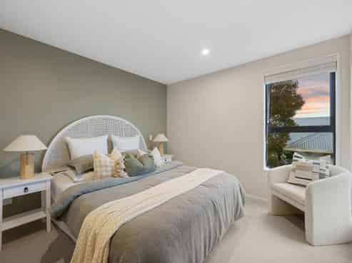 2/100 Innes Road, Saint Albans