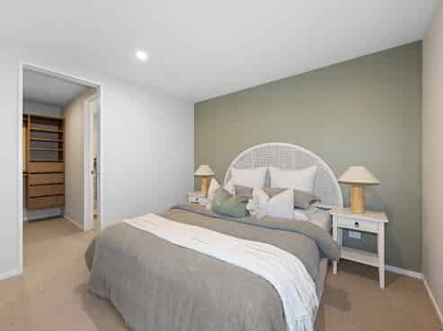 2/100 Innes Road, Saint Albans