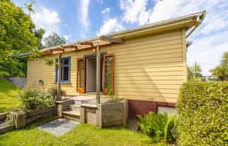 10 Bridge Street, Clyde Hill