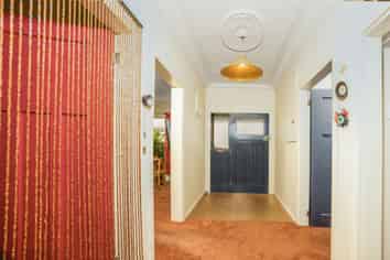 10 Bridge Street, Clyde Hill