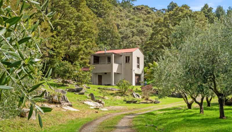 728 Ormiston Road, Waipu