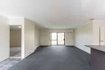 13 Harvard Court, Melville