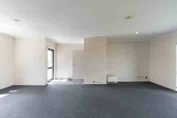 13 Harvard Court, Melville