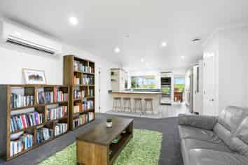 99 Robson Road, Ngahinapouri