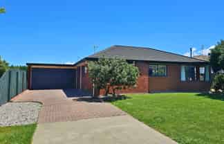 33 Adams Lane, Springlands