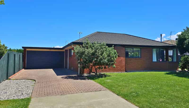 33 Adams Lane, Springlands