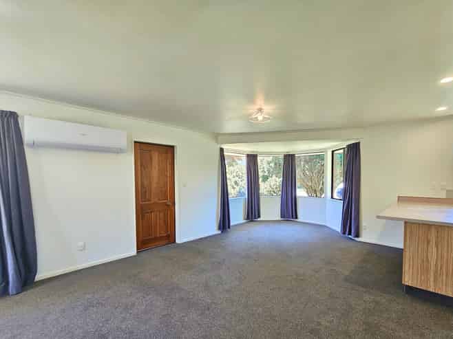 33 Adams Lane, Springlands